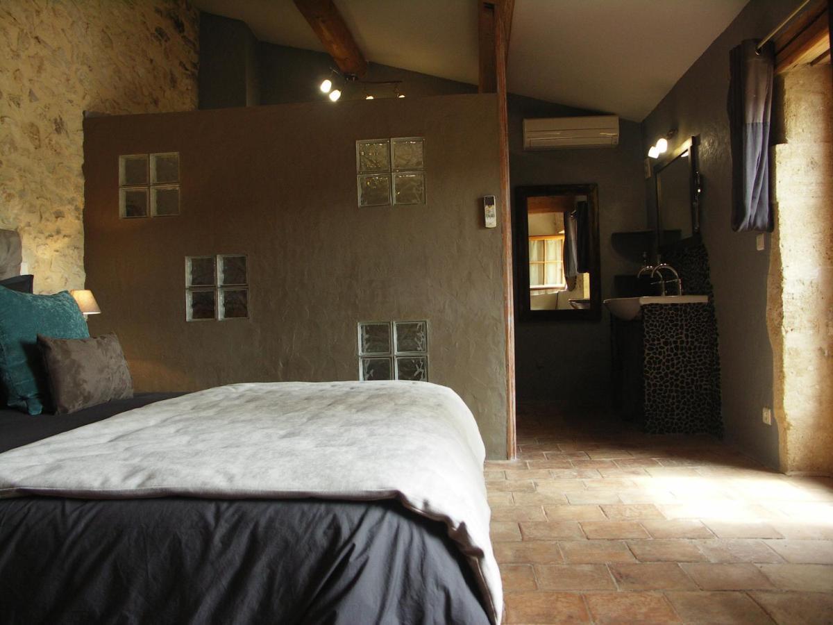 Hotel Domaine Saint Martin Valliguieres Exterior foto